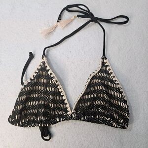 NWOT Black & Blush Crotchet Triangle Bikini Top Fringe Tassle Accent Sz M Xhila
